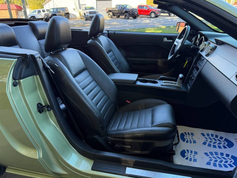 2006 Ford Mustang