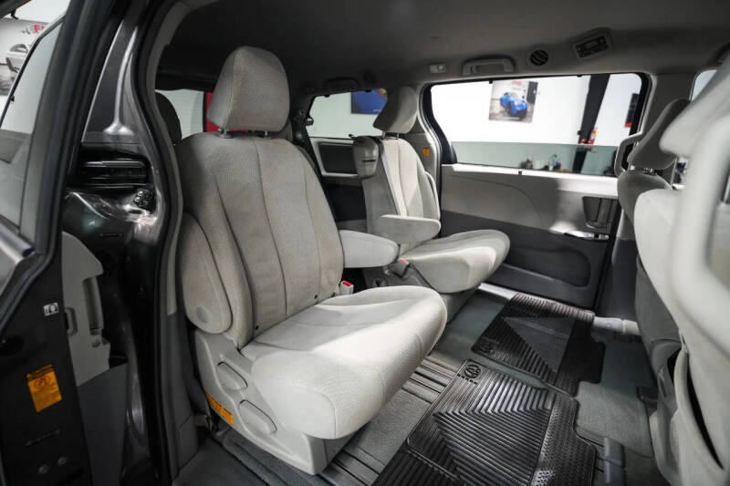 2013 Toyota Sienna