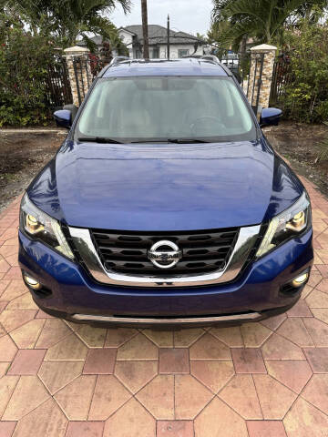 2017 Nissan Pathfinder SV