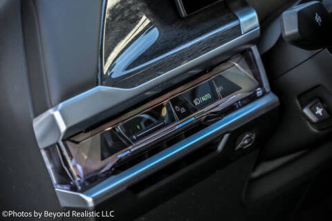 2025 BMW 7 Series 740i xDrive