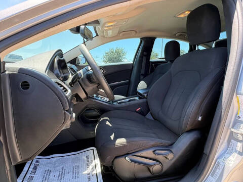 2016 Chrysler 200