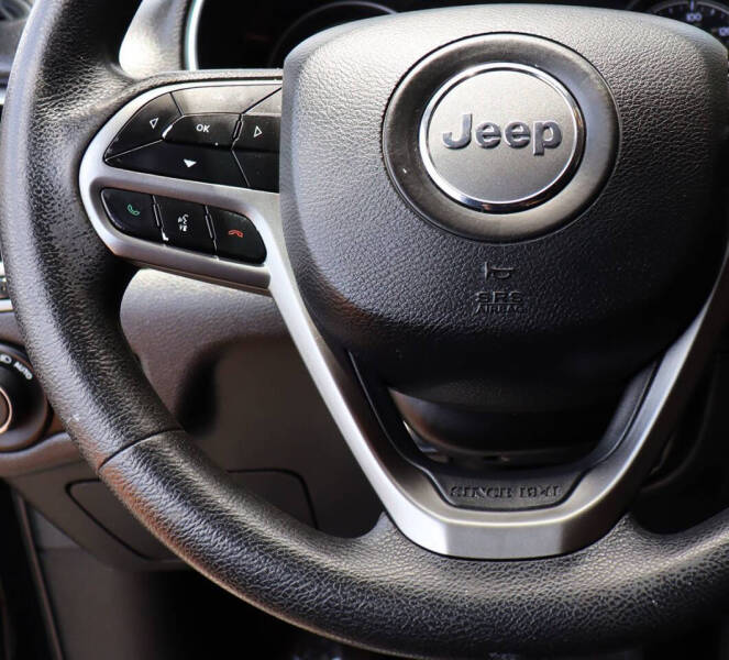 2019 Jeep Cherokee Latitude