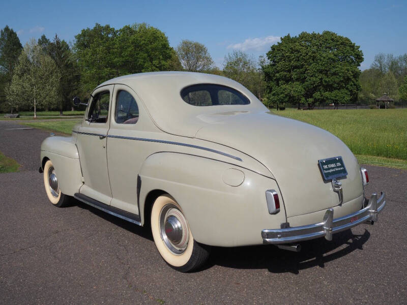 1941 Ford Deluxe