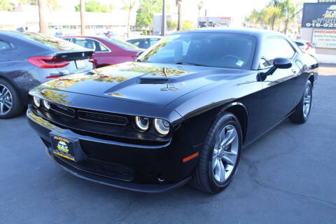 2016 Dodge Challenger SXT