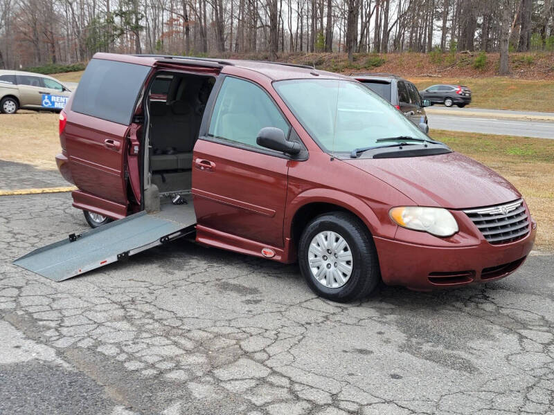 2007 Chrysler WHEELCHAIR VAN