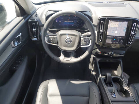 2026 Volvo XC40 B4 Core