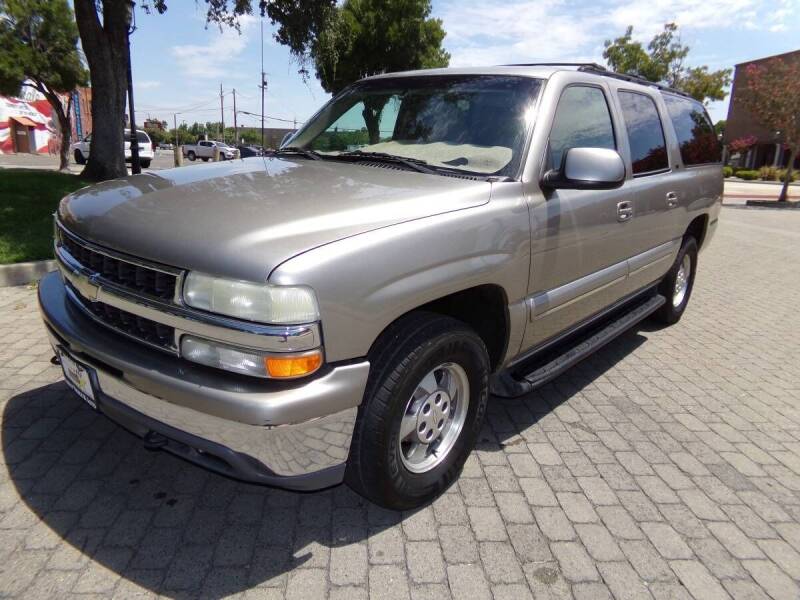 2001 Chevrolet Suburban for sale at Family Truck and Auto in Oakdale CA