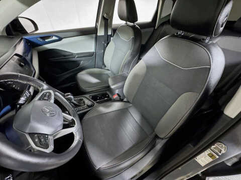 2023 Volkswagen Taos SE 4Motion