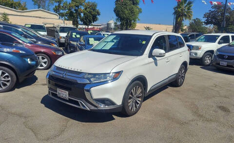 2019 Mitsubishi Outlander SE