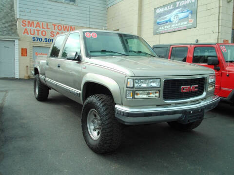 2000 GMC C/K 2500 Series for sale at Small Town Auto Sales in Hazleton PA