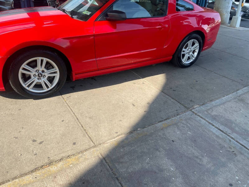 2013 Ford Mustang V6