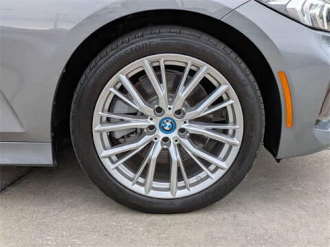 2024 BMW 3 Series 330e