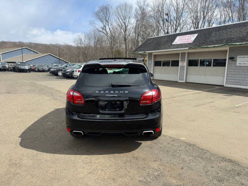 2014 Porsche Cayenne Platinum