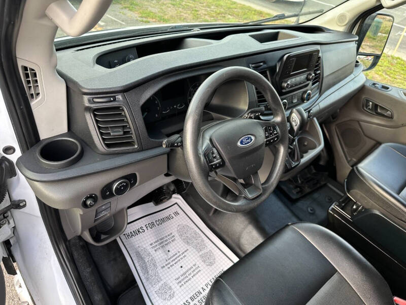 2022 Ford Transit 250