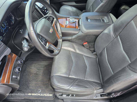 2017 Cadillac Escalade Luxury