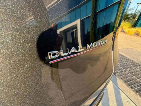 2024 Tesla Model Y Performance