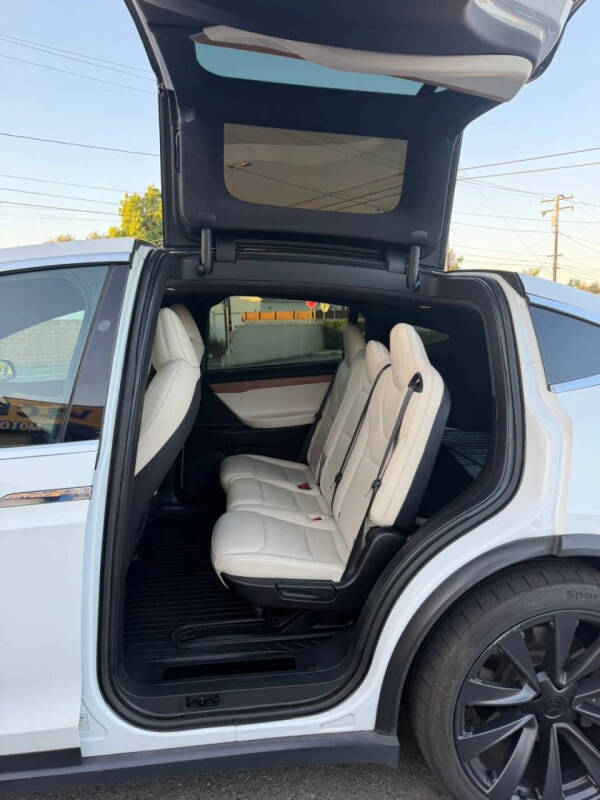2021 Tesla Model X Long Range Plus