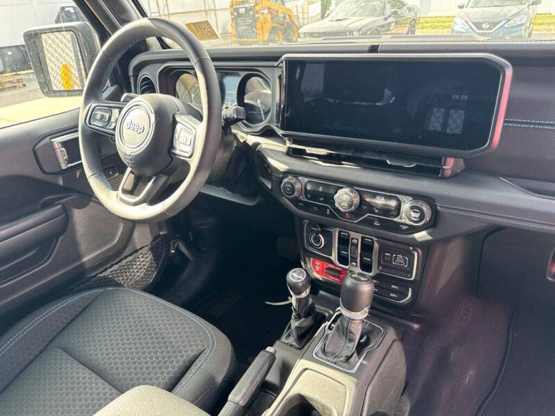 2025 Jeep Wrangler Rubicon 4xe