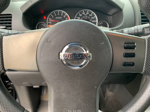 2012 Nissan Pathfinder Silver Edition