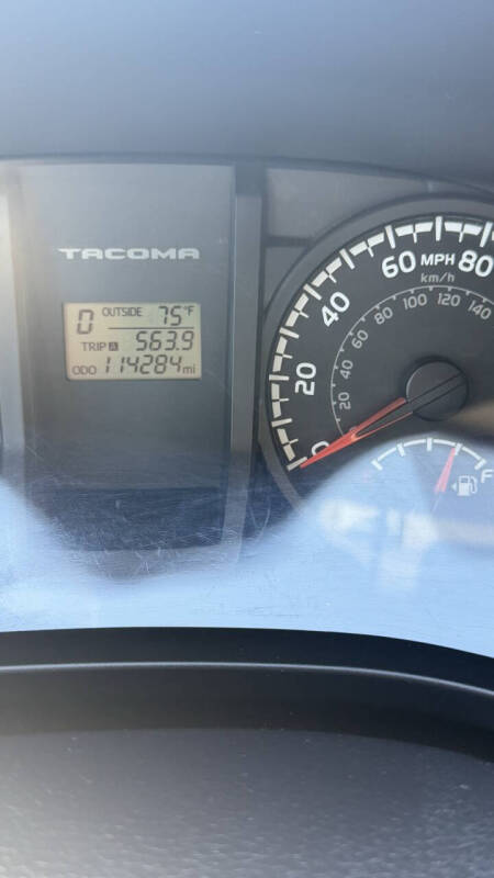 2017 Toyota Tacoma SR5