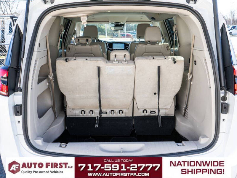 2021 Chrysler Pacifica Touring L