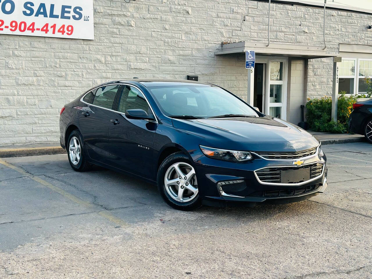 2018 Chevrolet Malibu for sale at Atlas Auto Sales LLC in Lincoln, NE