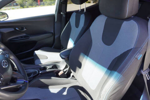 2019 Hyundai Veloster