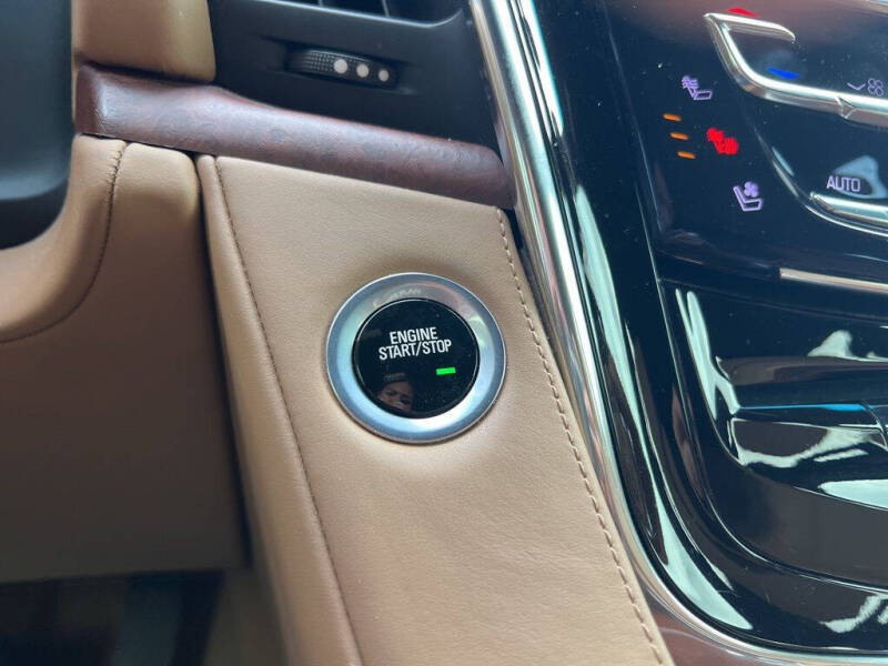 2017 Cadillac Escalade ESV Platinum