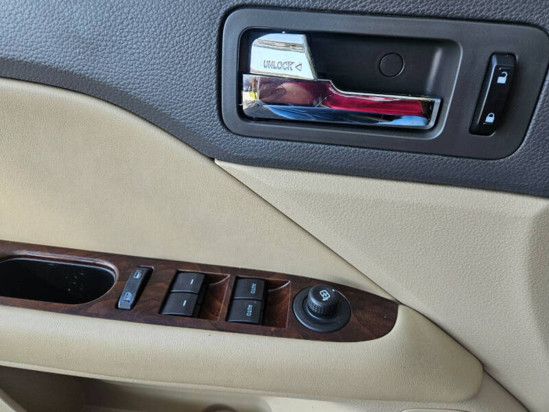 2011 Ford Fusion SEL