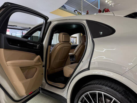 2021 Porsche Cayenne Coupe