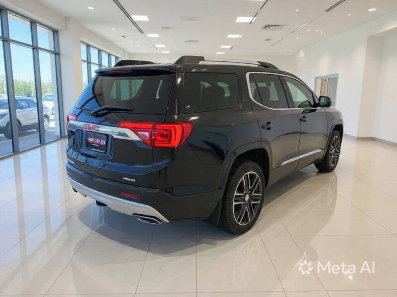 2017 GMC Acadia Denali