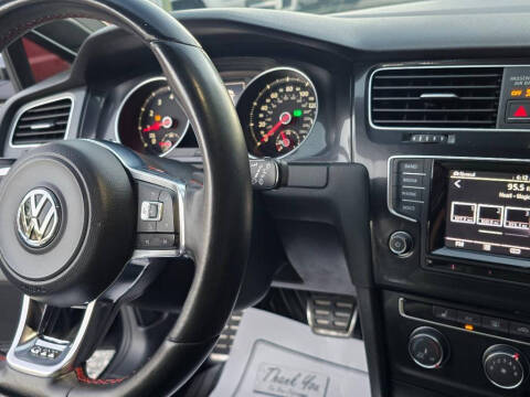 2015 Volkswagen Golf GTI SE