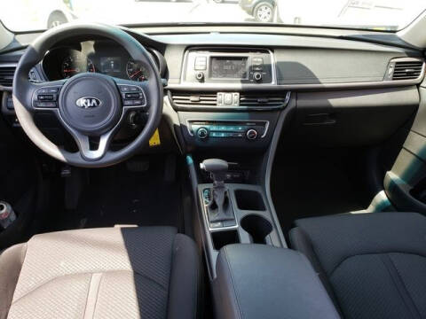 2017 Kia Optima LX