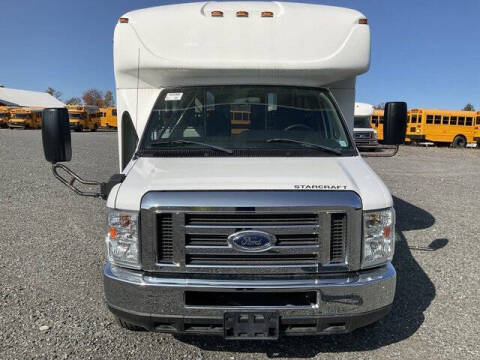 2018 Ford E-Series E-450 SD