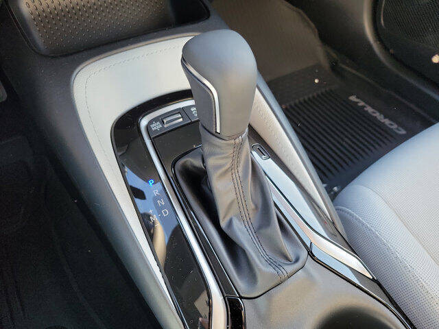 2023 Toyota Corolla Hatchback SE