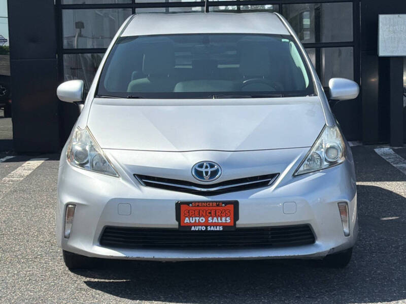 2014 Toyota Prius v Three