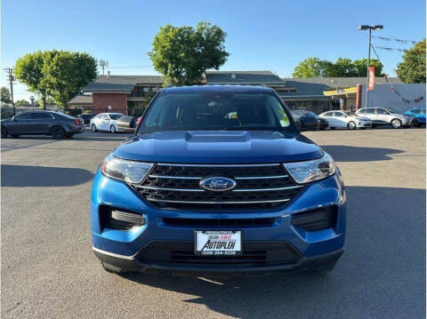 2022 Ford Explorer for sale at Armando Auto Sales in Fresno CA