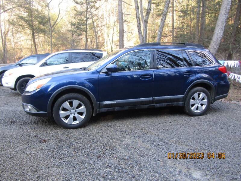 2010 Subaru Outback for sale at Middle Ridge Motors in New Bloomfield PA