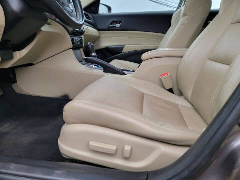 2014 Acura ILX 2.0L w/Tech