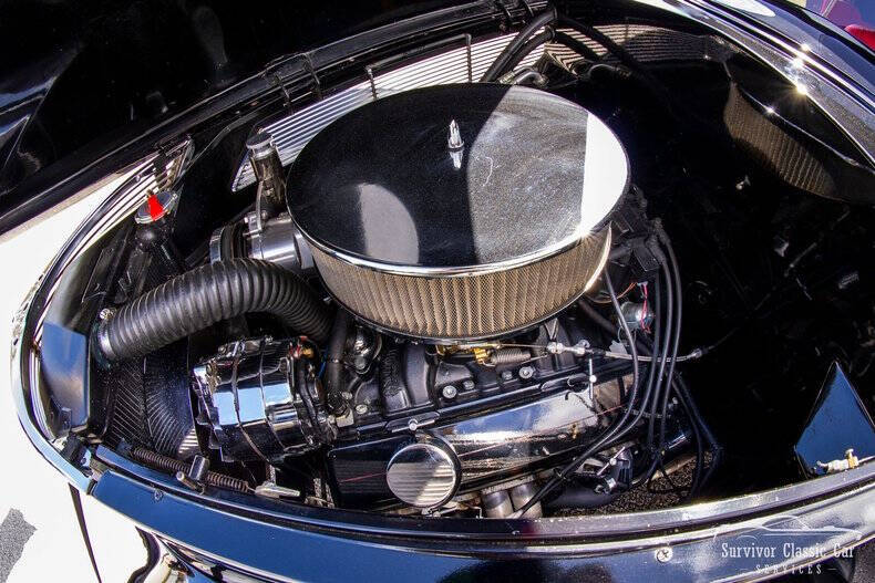 1937 Ford Cabriolet