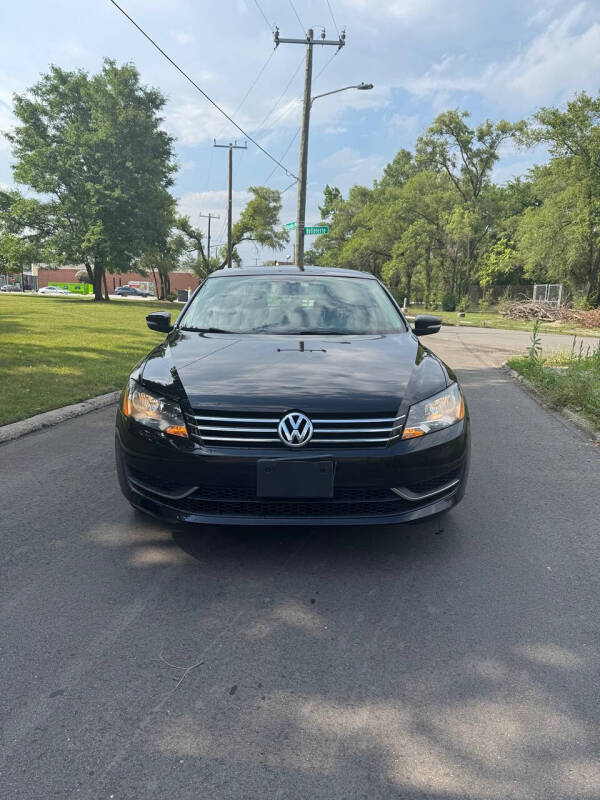 2014 Volkswagen Passat 1.8T S PZEV