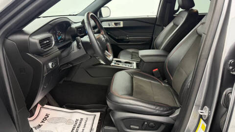 2022 Ford Explorer ST-Line