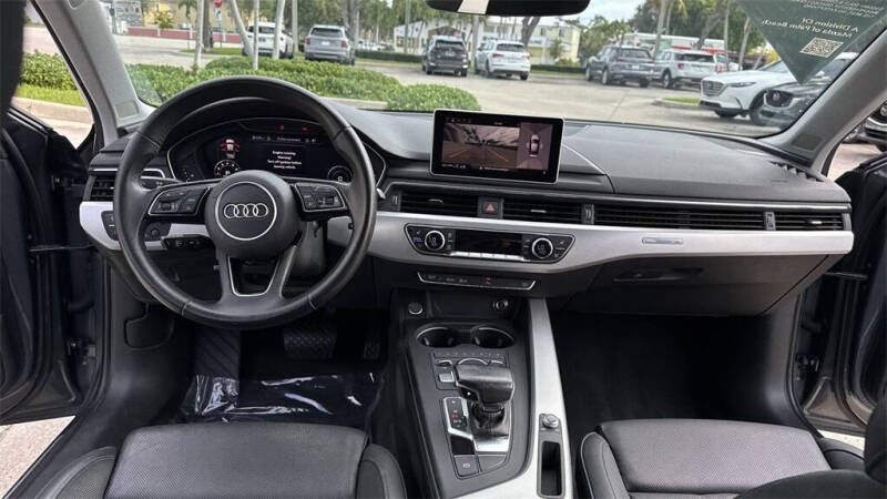 2017 Audi A4 2.0T quattro Prestige