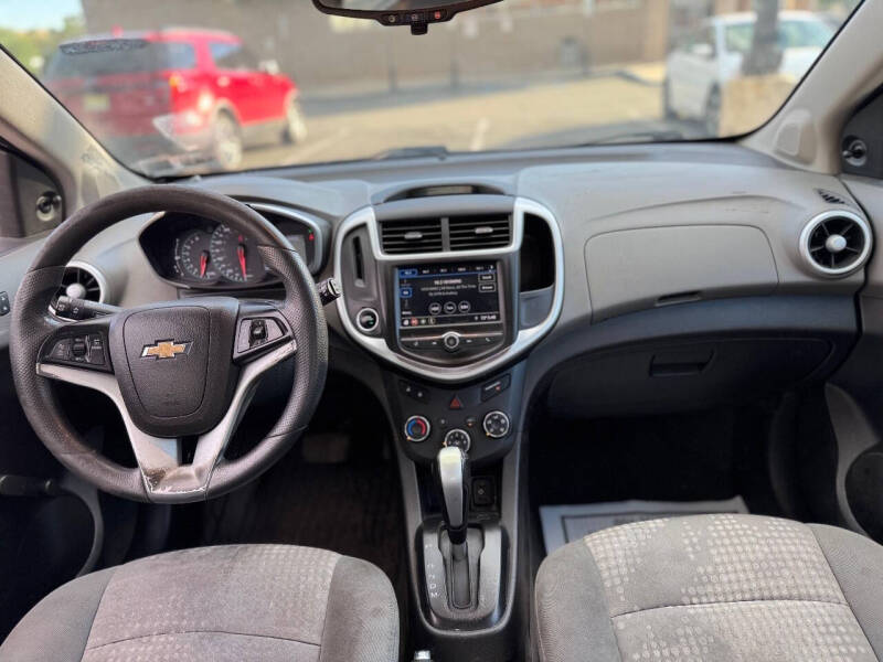 2019 Chevrolet Sonic LT Auto Fleet