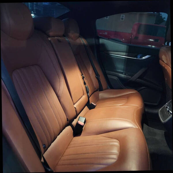 2017 Maserati Ghibli