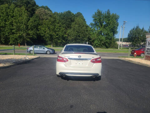 2017 Nissan Altima 2.5 SR