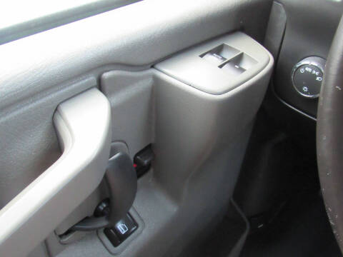 2016 Chevrolet Express LS 2500