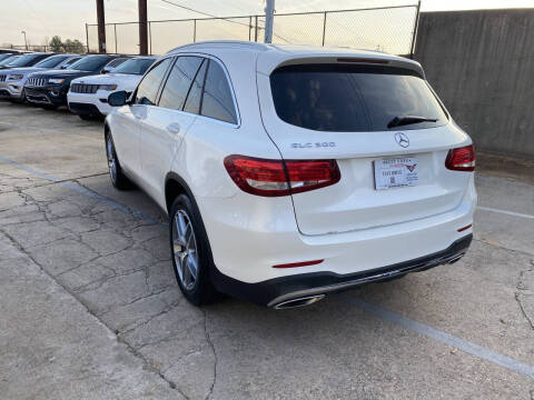 2017 Mercedes-Benz GLC GLC 300