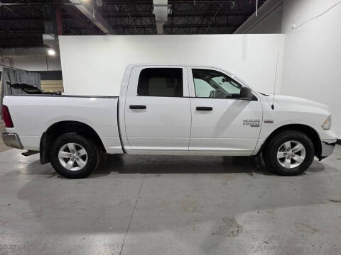 2022 RAM 1500 Classic SLT