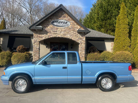 1996 GMC Sonoma for sale at Hoyle Auto Sales in Taylorsville NC